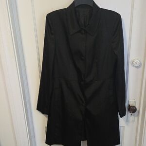 Women’s Black Single-Breasted Coat